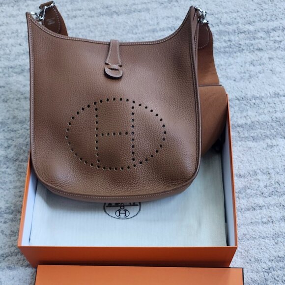Hermes Evelyn 3 crossbody bag with dustbag & box - Picture 1 of 12